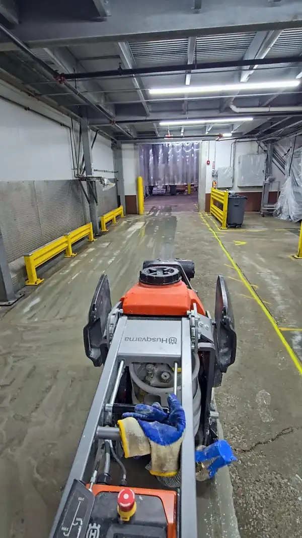 Grinding a shop floor